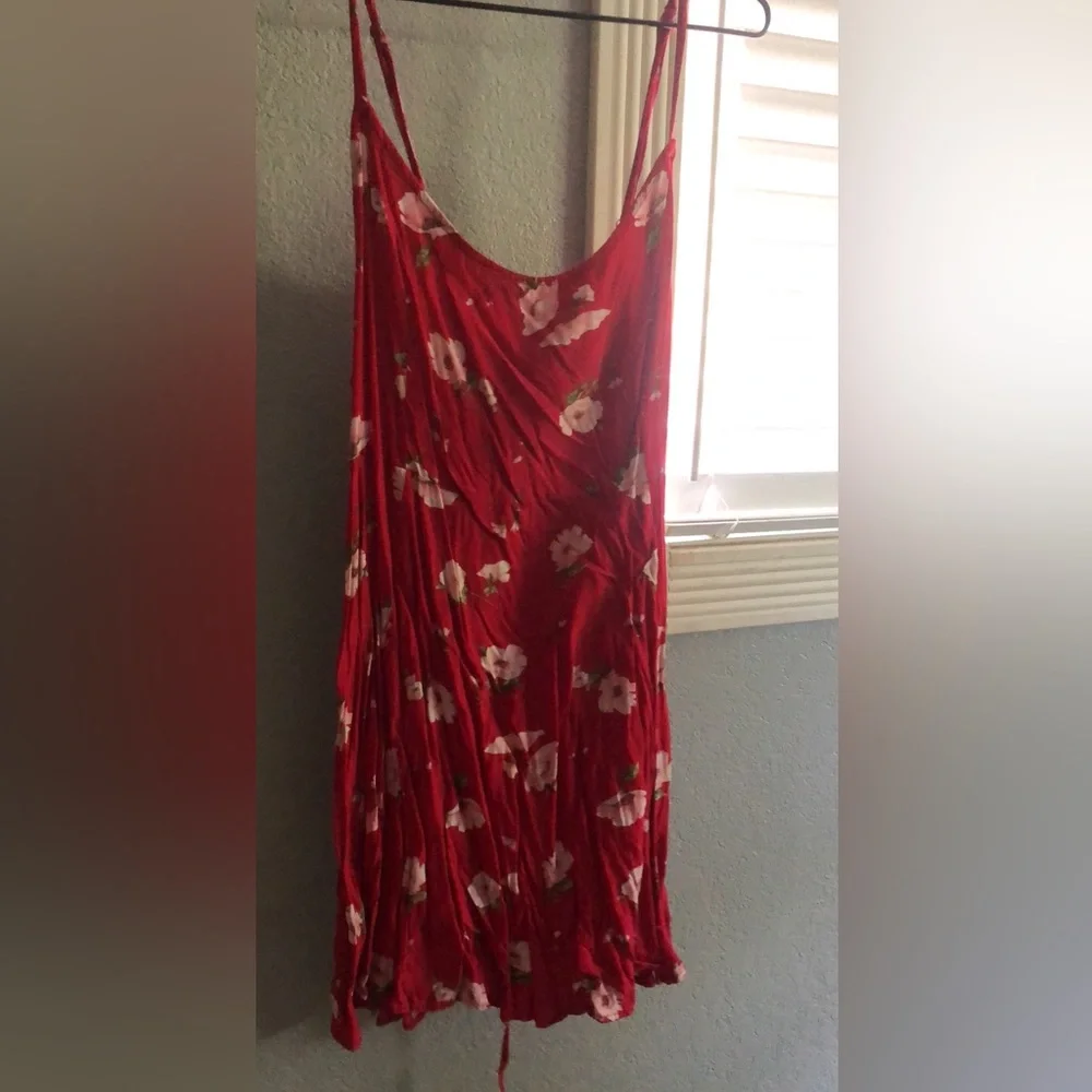 All $3 piece clothing. - Picture 9 of 13